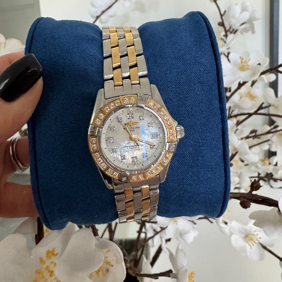 ✅SOLD Breitling Callistino
28mm Diamond Bezel Two Tone 18kt Gold Band Watch - Picture 3 of 11